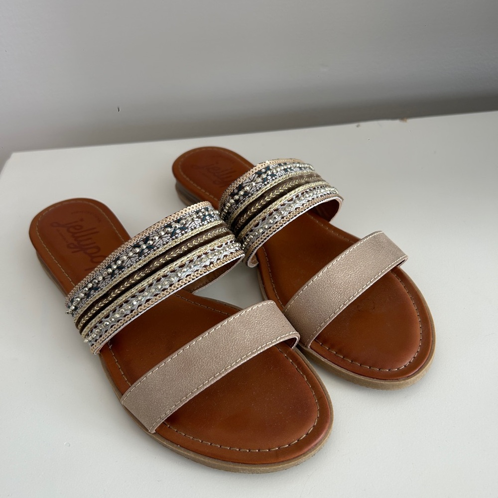 Jellypop Women's Tan Sandals
